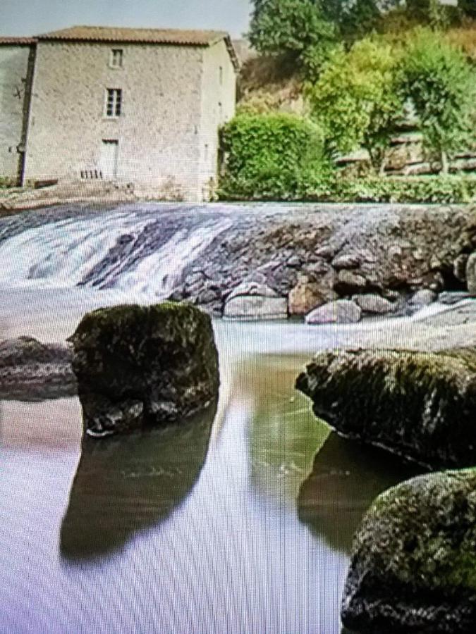 L' Esterlanges Suite Famille 2 Chambres 4 Personnes Proche Puydufou Saint-Vincent-Sterlanges Екстериор снимка